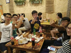 遵化烧烤加盟,学烧烤技术,开烧烤店多少钱疯狂烤翅加盟